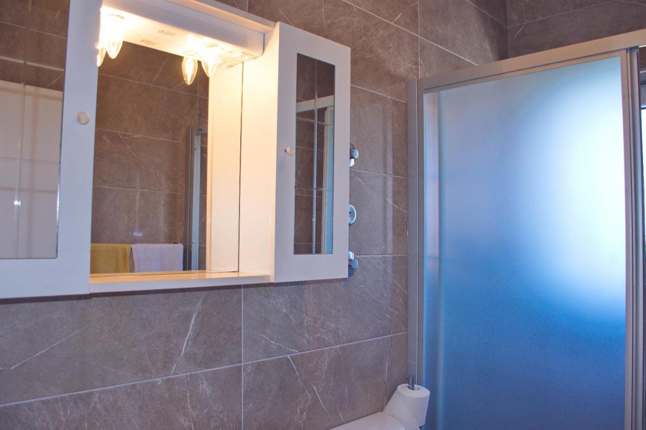 Apartmani Vidusin Novalja Exterior foto