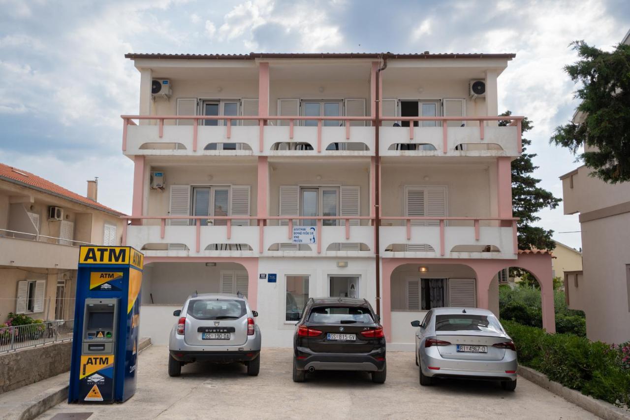 Apartmani Vidusin Novalja Exterior foto