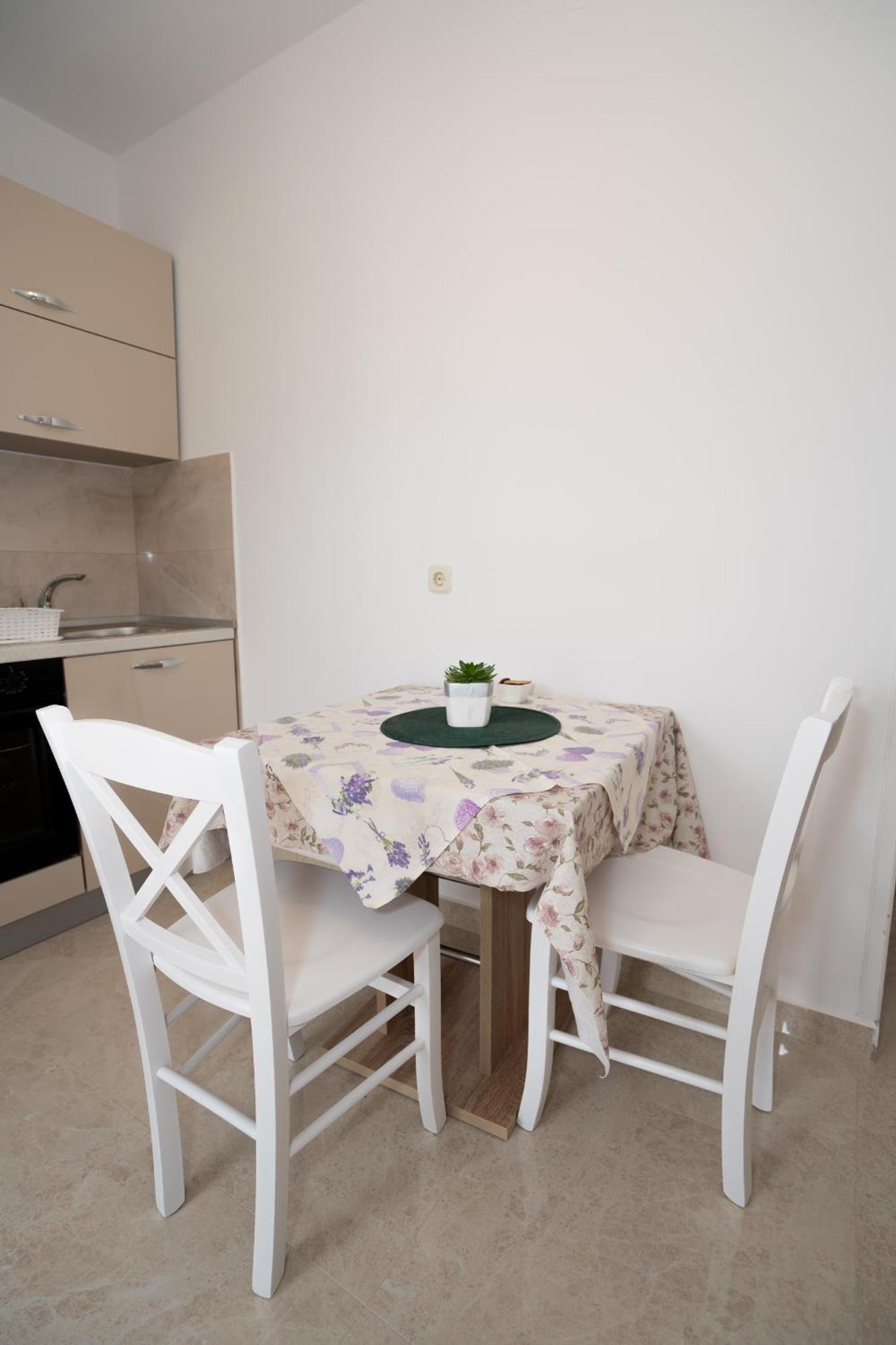 Apartmani Vidusin Novalja Exterior foto