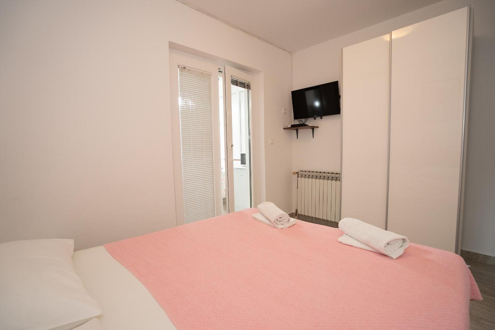 Apartmani Vidusin Novalja Exterior foto