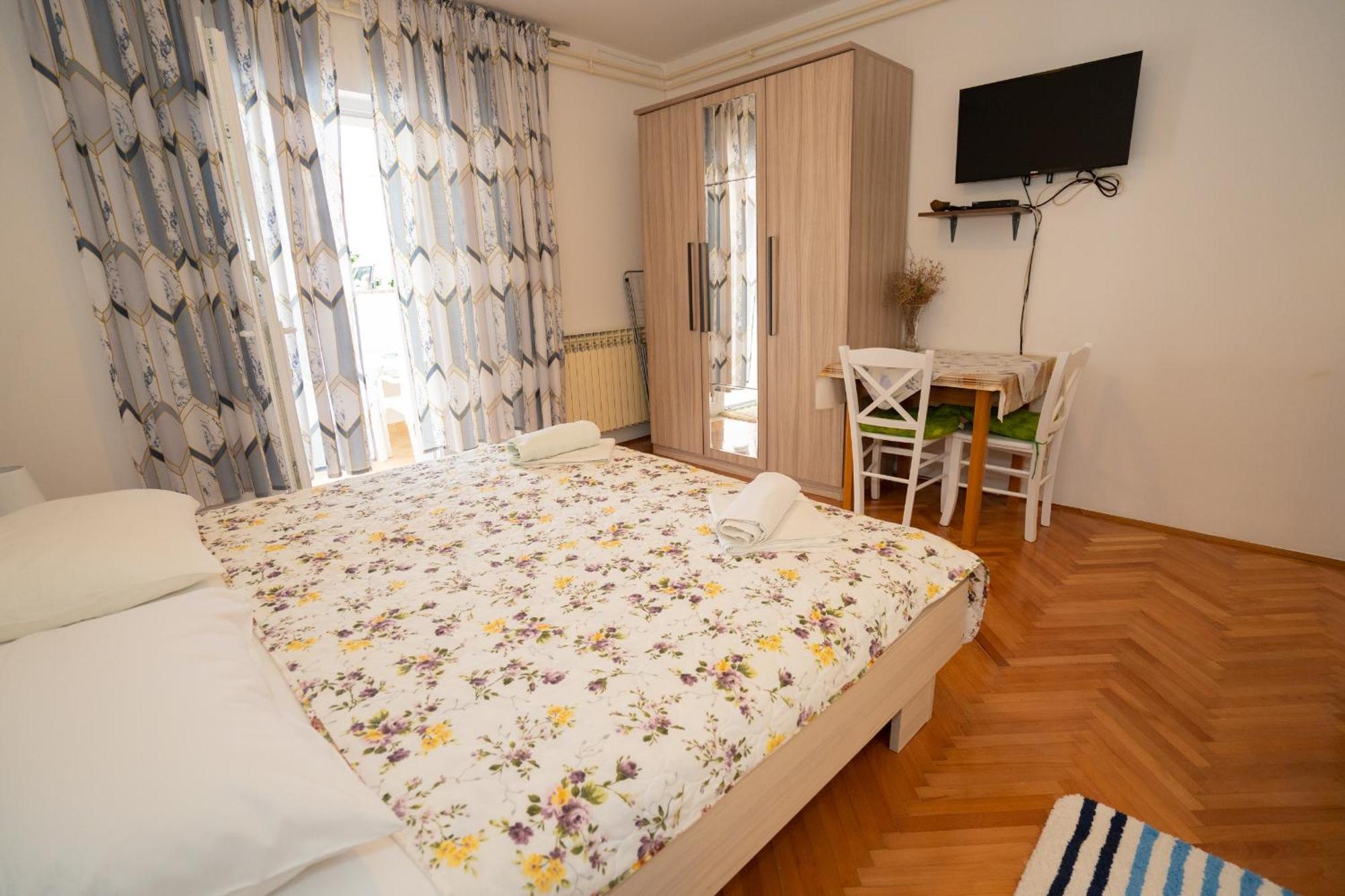 Apartmani Vidusin Novalja Exterior foto